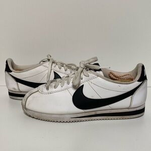 Nike Cortez Classic in White and Black